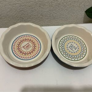 Celebrate It Pair of Pie Plates “Yummy Yummy” & “easy as pie “ New G7